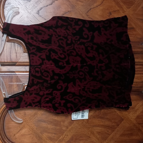 Gianni Petite Wine & Black Rayon &Silk Blend Velvet Print Tank Top Size 2P NWT - Picture 4 of 6